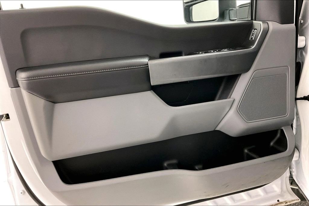 Used 2023 Ford F350 XLT image 18