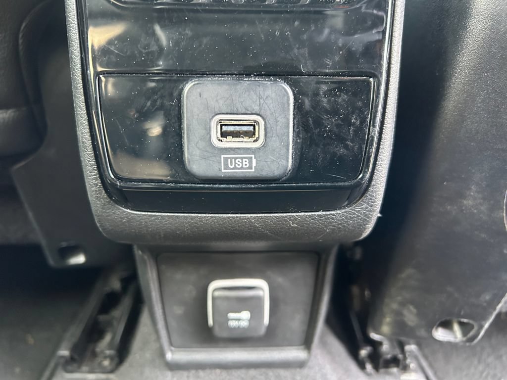 Used 2024 Jeep Compass Latitude AWD/4WD image 22