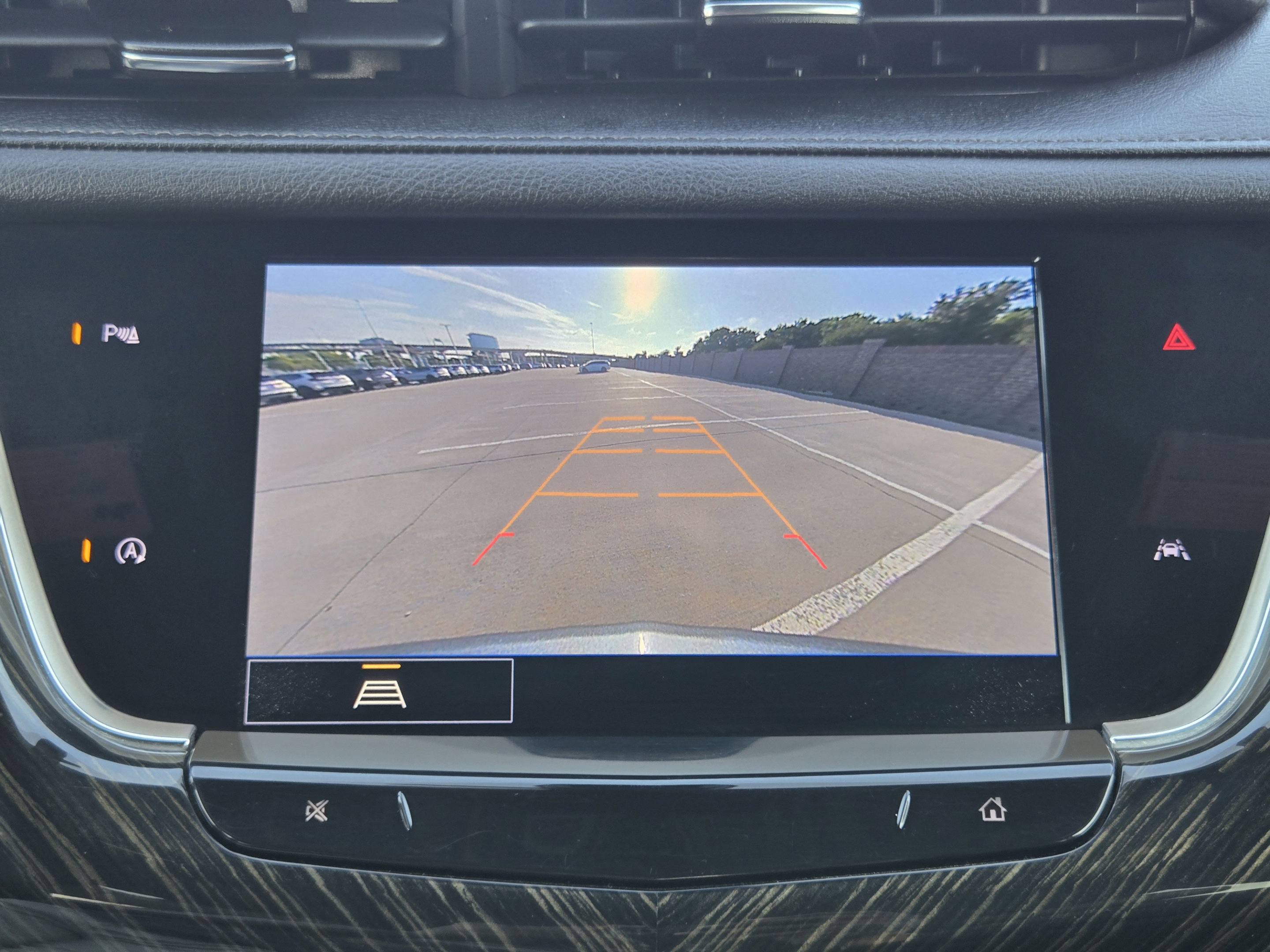 Used 2022 Cadillac XT6 Premium Luxury FWD image 14