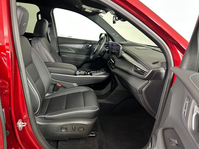 Used 2025 Buick Enclave Sport Touring w/ Power Package image 29