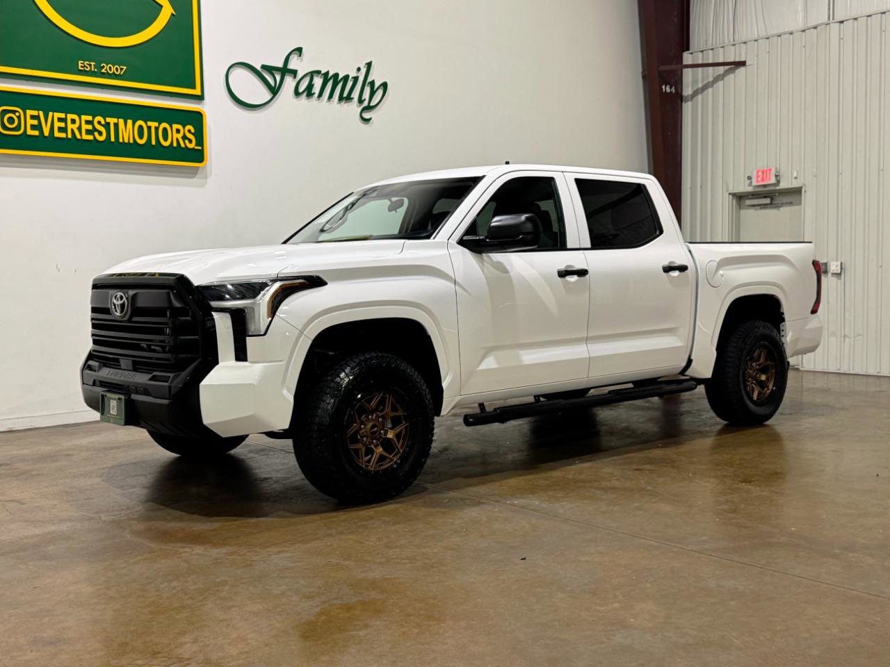 Used 2024 Toyota Tundra SR AWD/4WD image 3