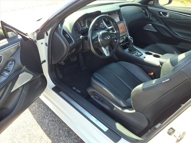Used 2017 INFINITI Q60 w/ Premium Package image 10