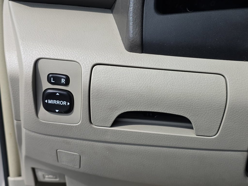 Used 2007 Toyota Camry LE FWD image 14