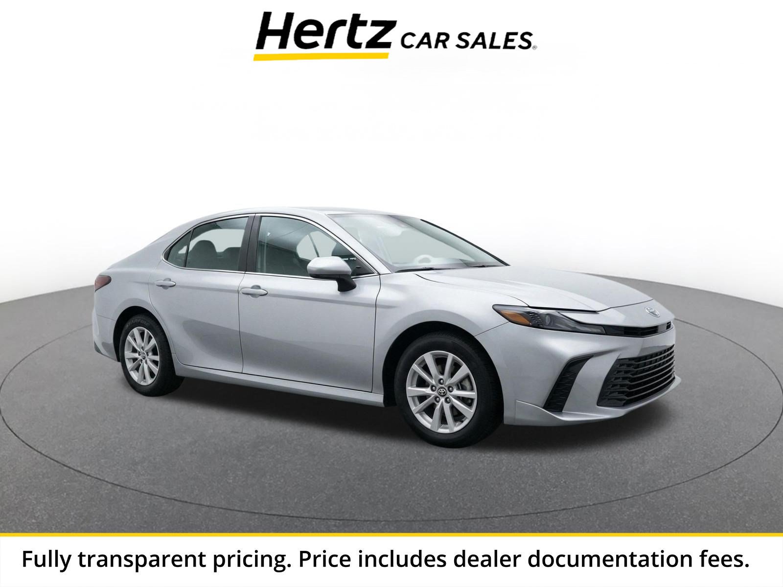 Used 2025 Toyota Camry LE FWD image 1