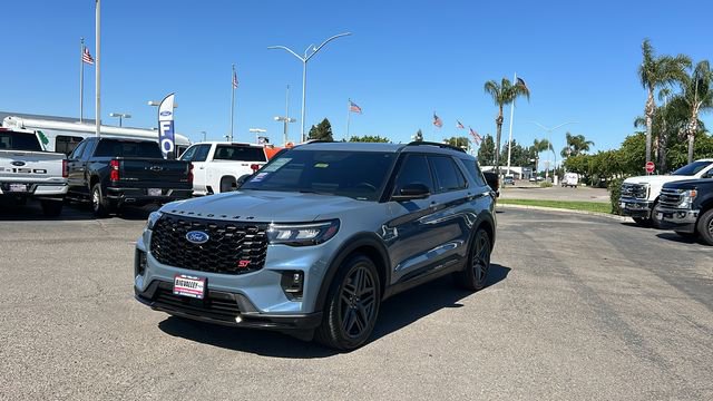 Certified 2025 Ford Explorer ST w/ Sun And Sound Package AWD/4WD image 8