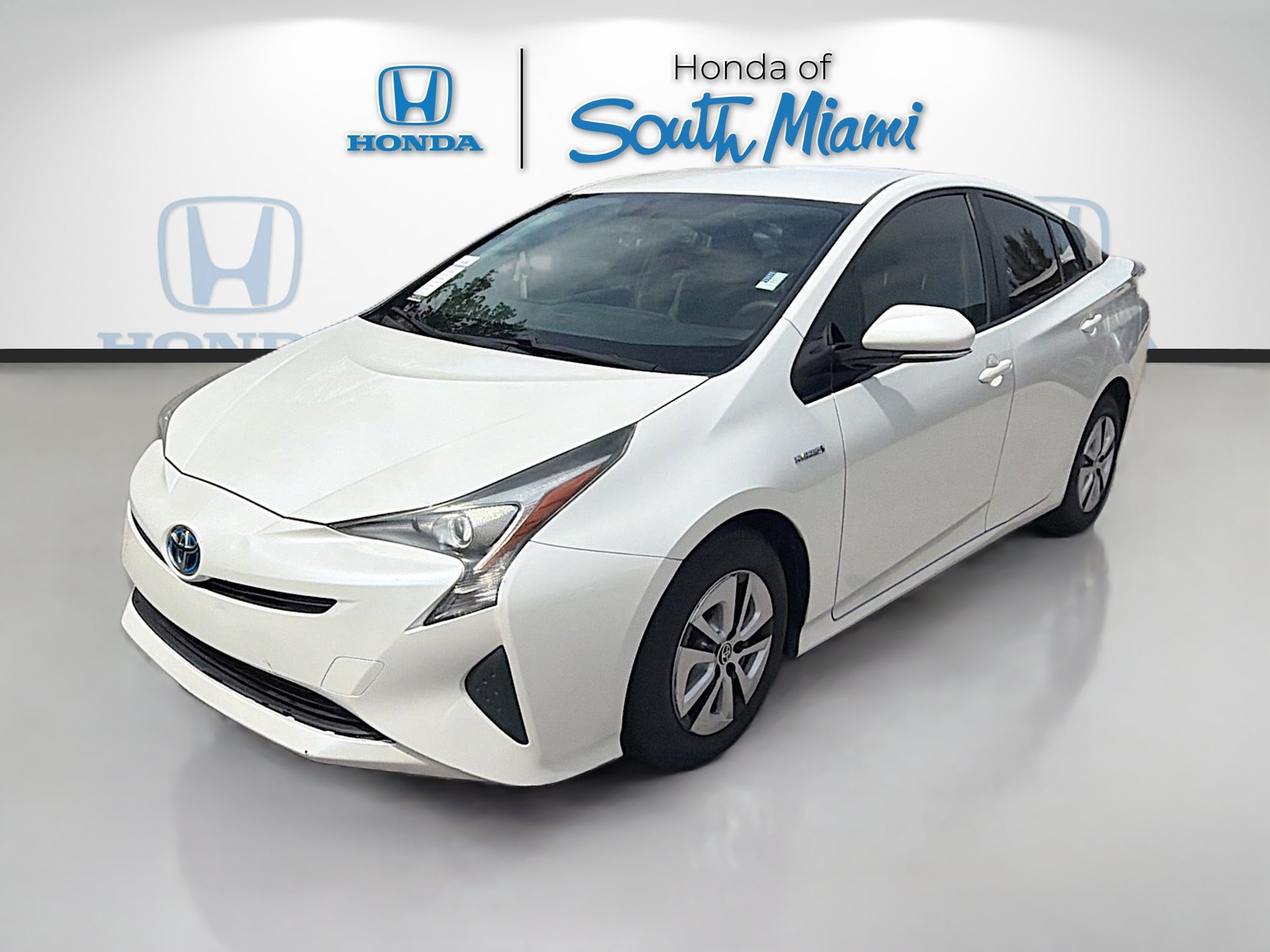 Used 2016 Toyota Prius Two image 3