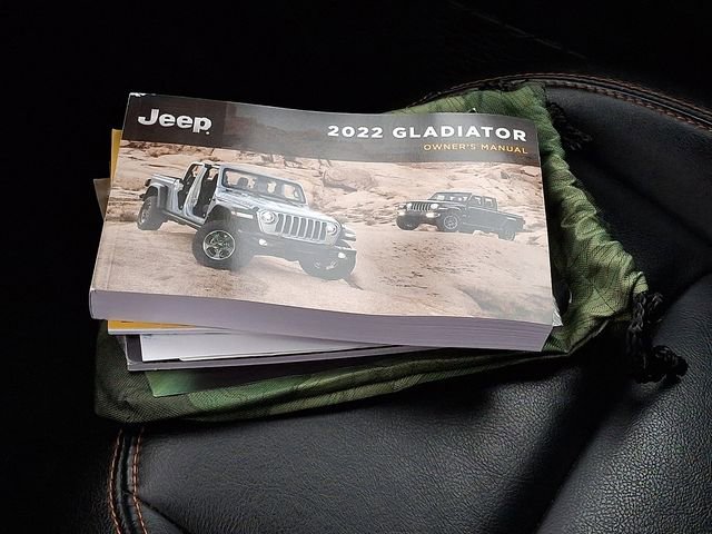 Used 2022 Jeep Gladiator Mojave w/ Cold Weather Group image 27