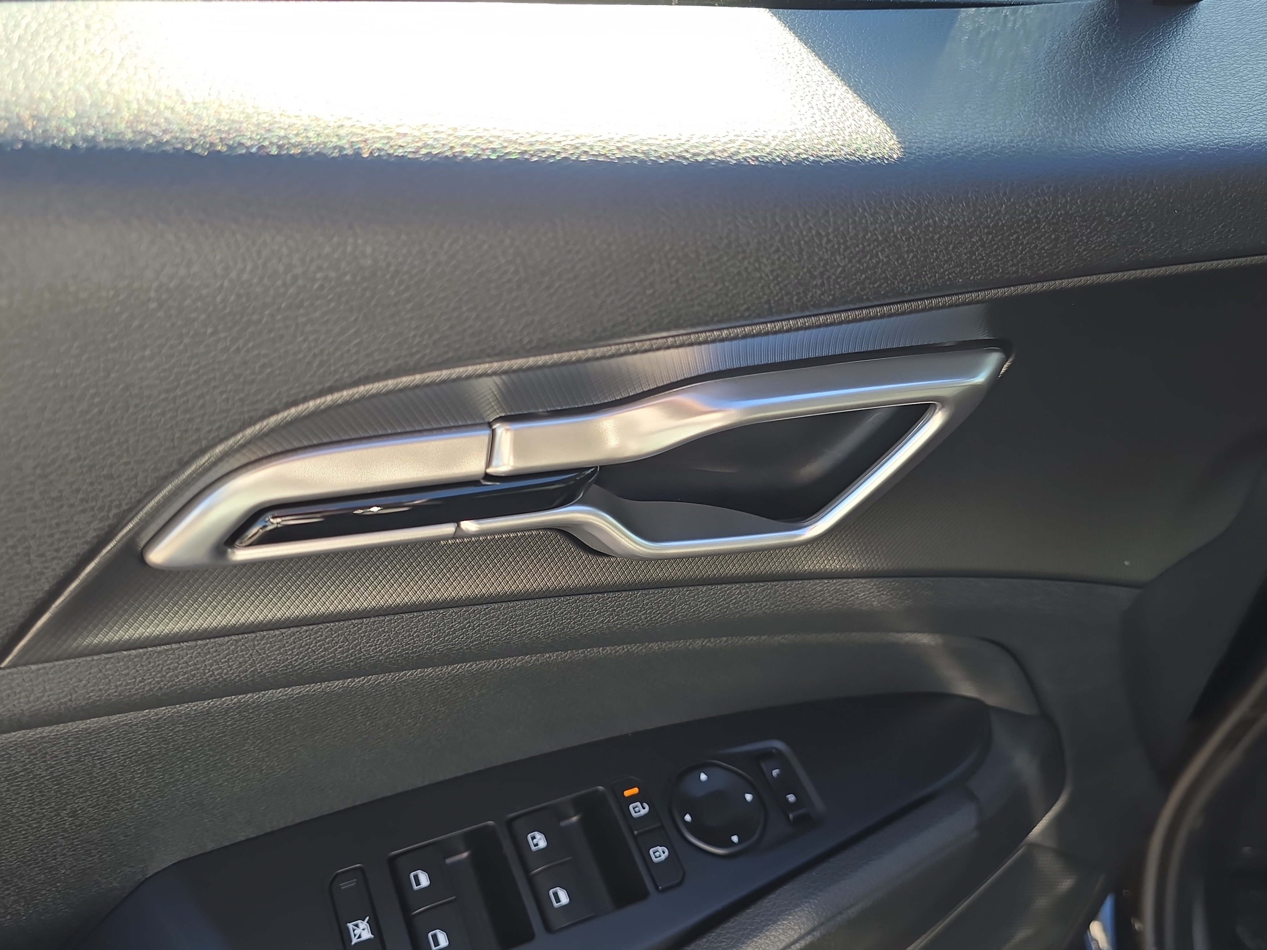 New 2027 Kia Sportage LX FWD image 17