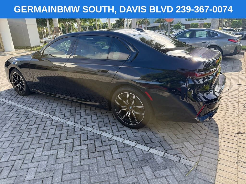 Certified 2025 BMW 760i xDrive w/ Executive Package AWD/4WD image 6