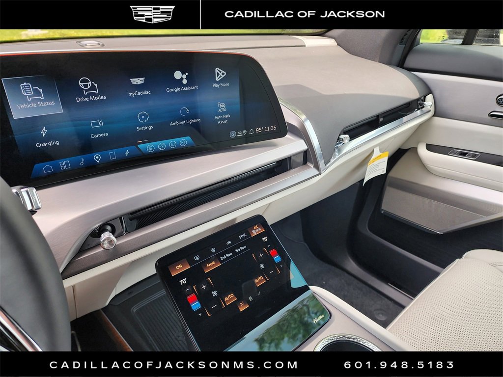 New 2026 Cadillac Vistiq Luxury image 16