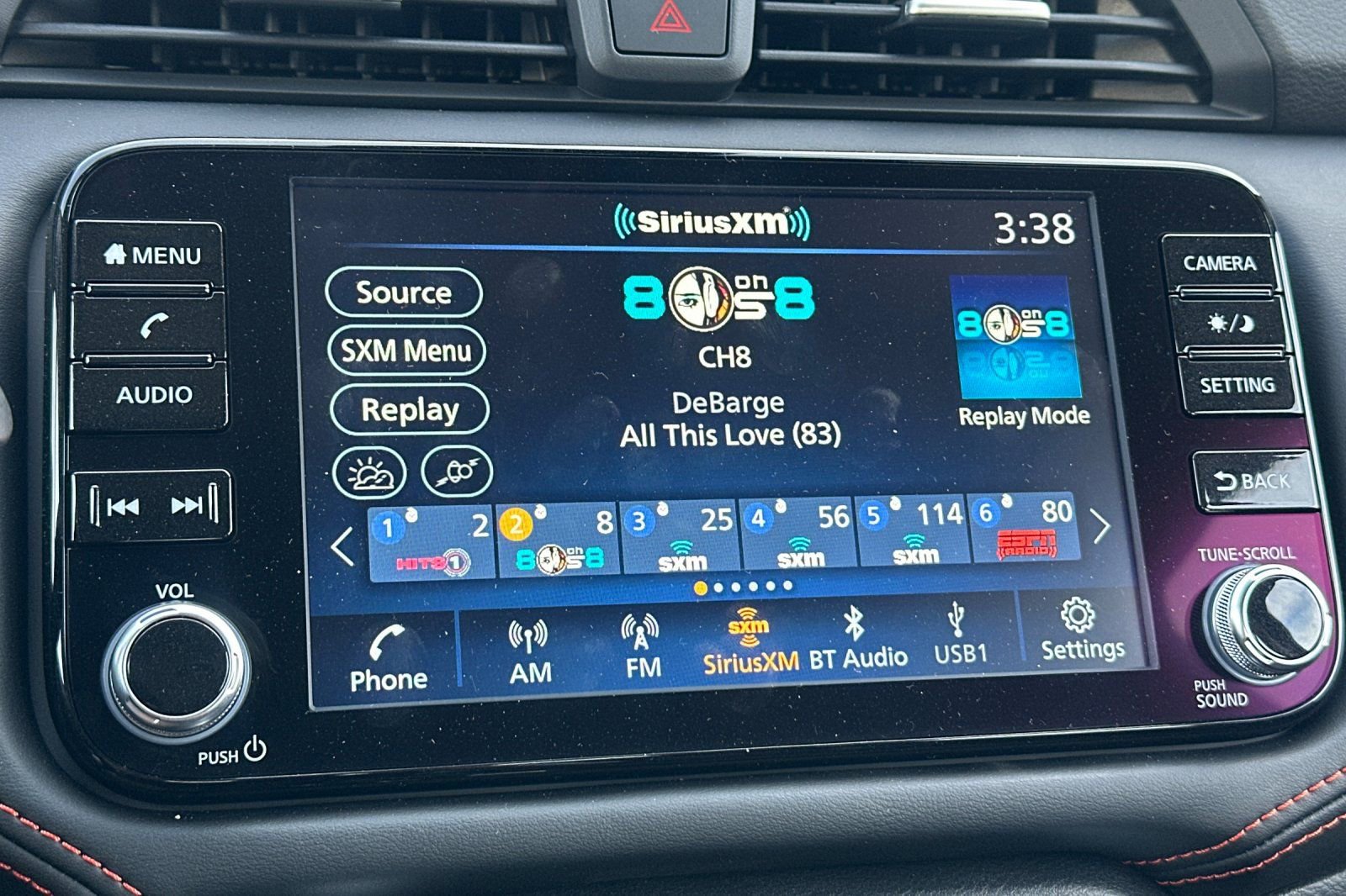 Used 2025 Nissan Versa SR w/ Trunk Package image 20