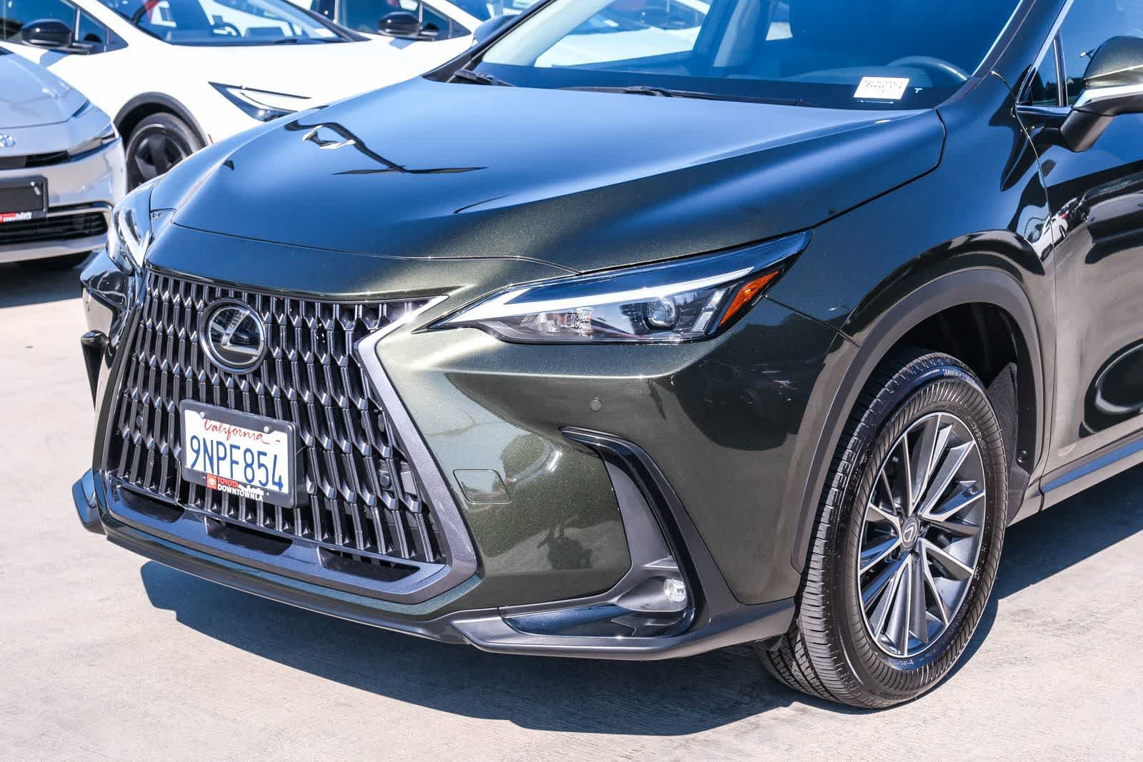 Used 2025 Lexus NX 250 FWD image 11