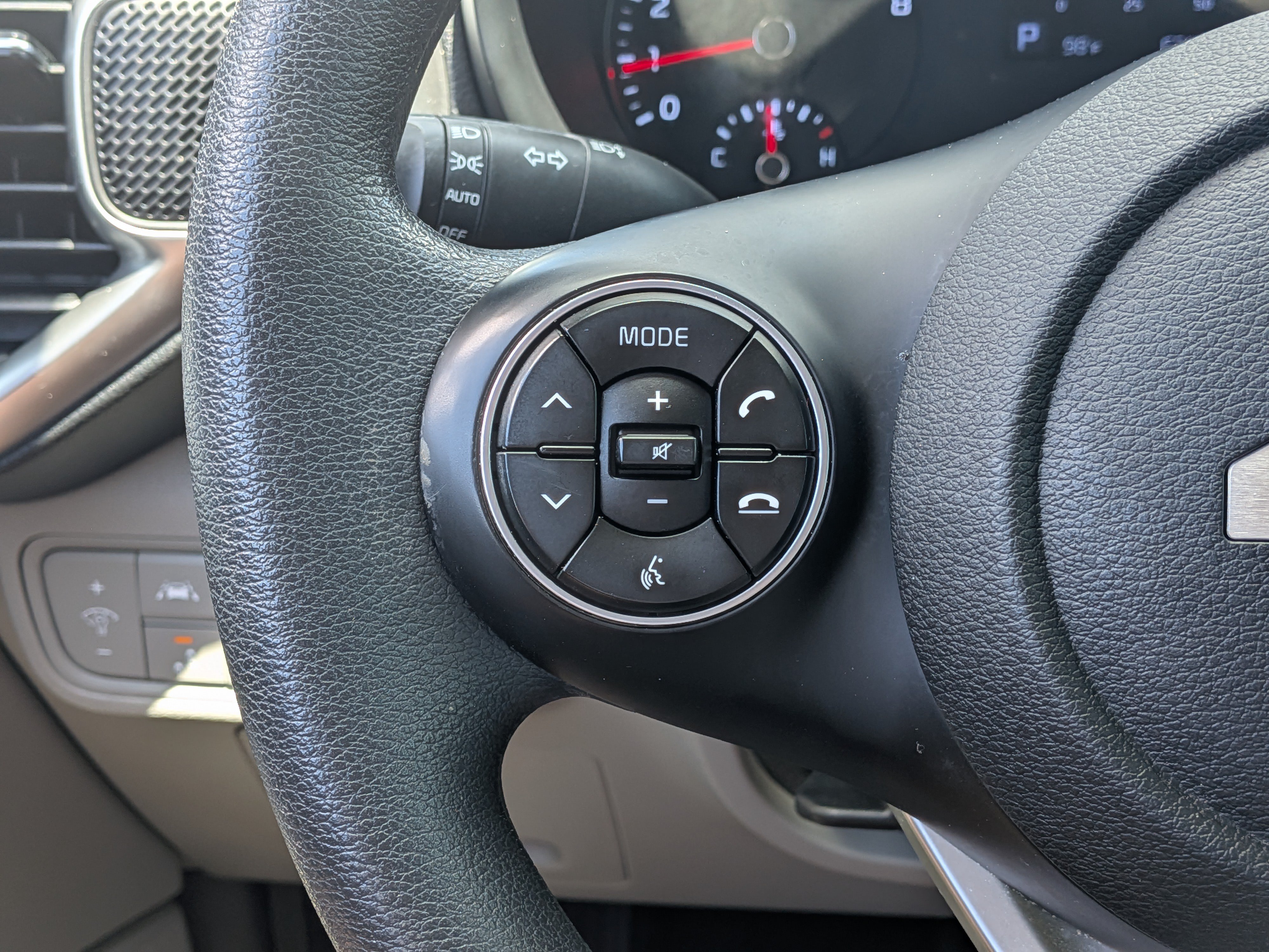 Used 2022 Kia Soul LX w/ Technology Package FWD image 23