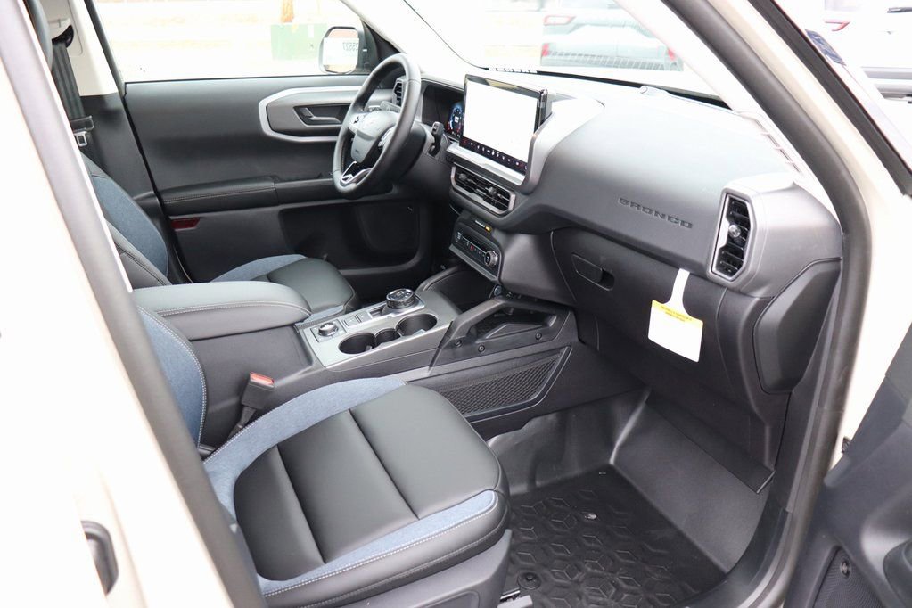 New 2025 Ford Bronco Sport Outer Banks w/ Sasquatch Outer Banks Package image 26