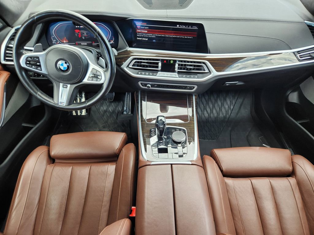 Used 2021 BMW X7 M50i w/ Dynamic Handling Package AWD/4WD image 15