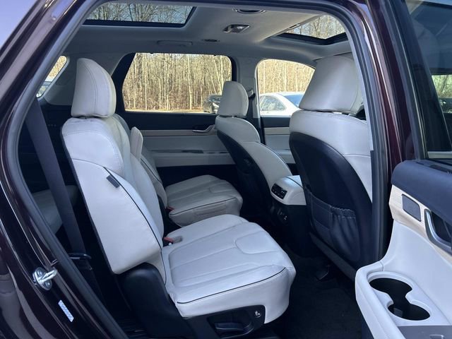 Used 2024 Hyundai Palisade Limited image 16