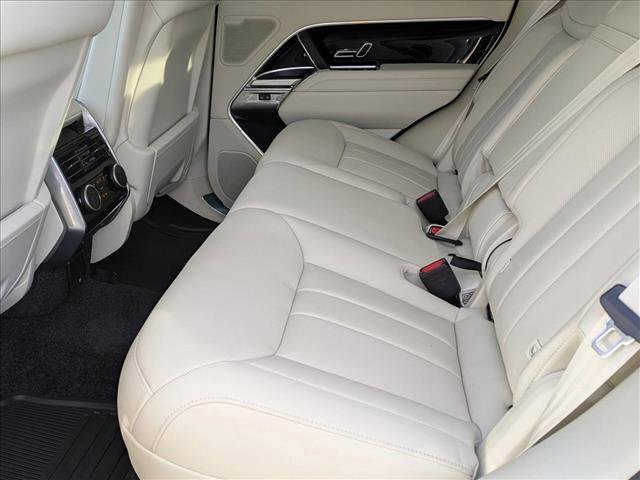 New 2026 Land Rover Range Rover SE image 17