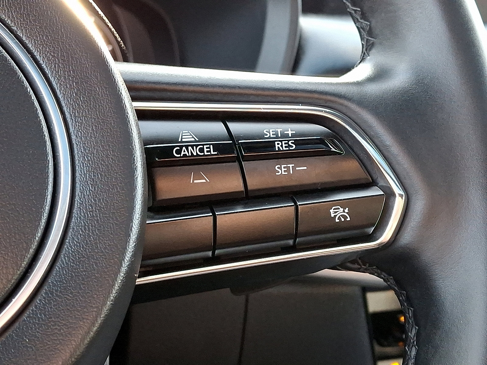 Certified 2024 MAZDA CX-90 Plug-In Hybrid w/ Premium Plus image 25