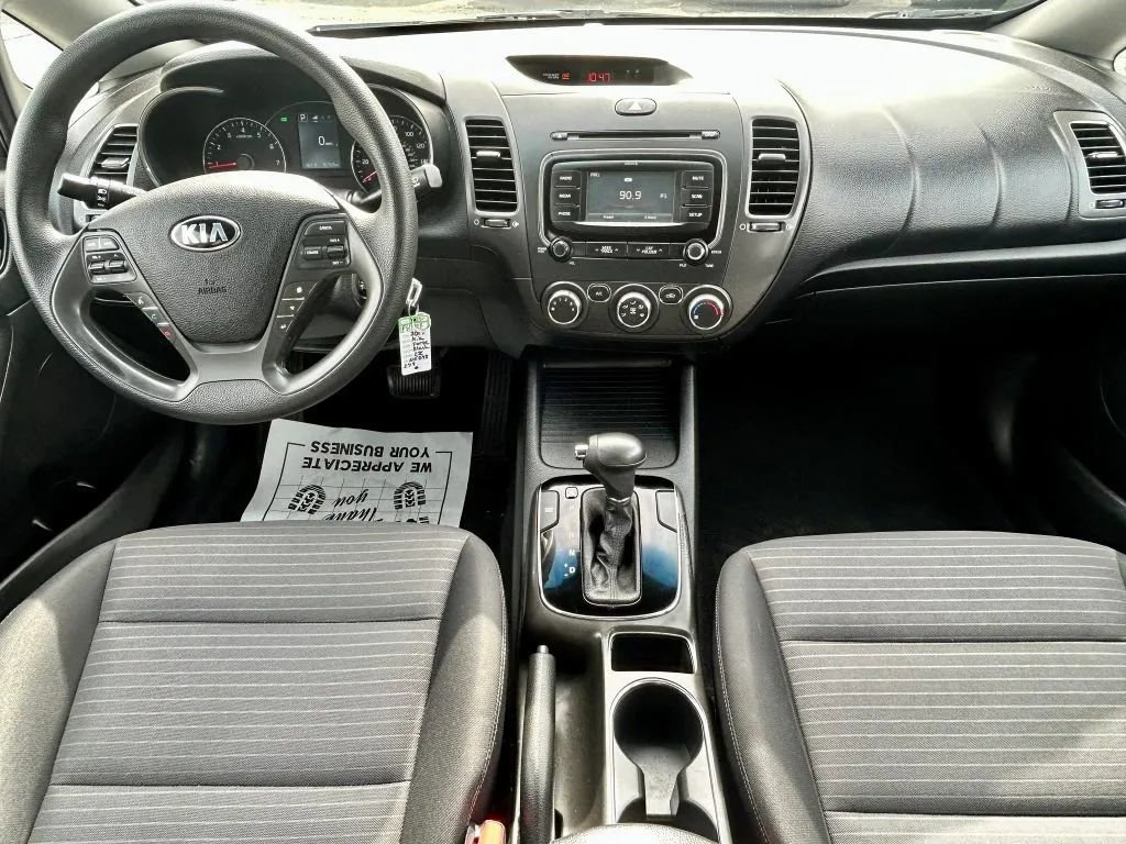 Used 2017 Kia Forte LX w/ LX Popular Package image 17