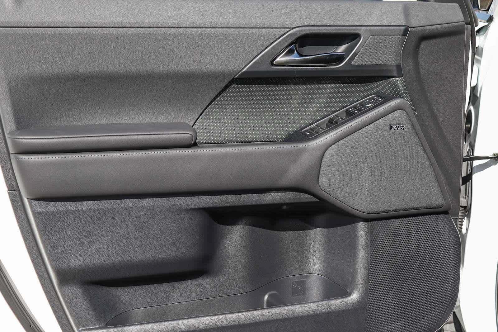 New 2026 Lexus GX 550 AWD/4WD image 24