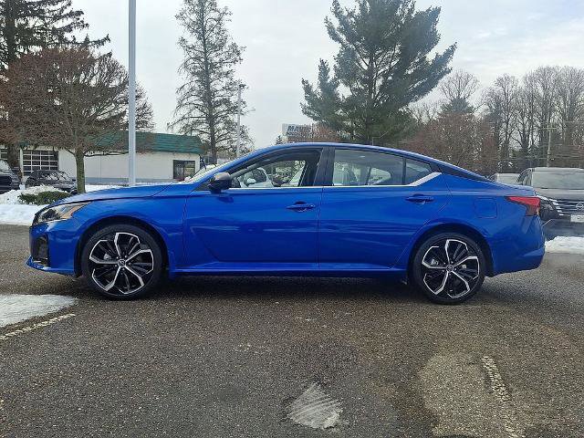 Certified 2025 Nissan Altima 2.5 SR w/ SR Premium Package image 5