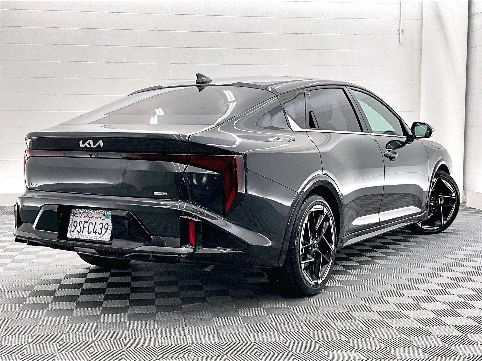 Used 2025 Kia K4 GT-Line w/ GT-Line Sunroof Package FWD image 11