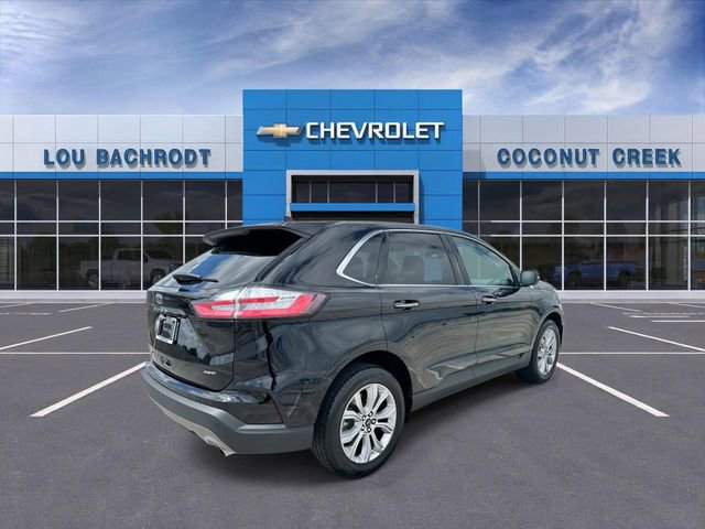 Used 2024 Ford Edge Titanium image 8