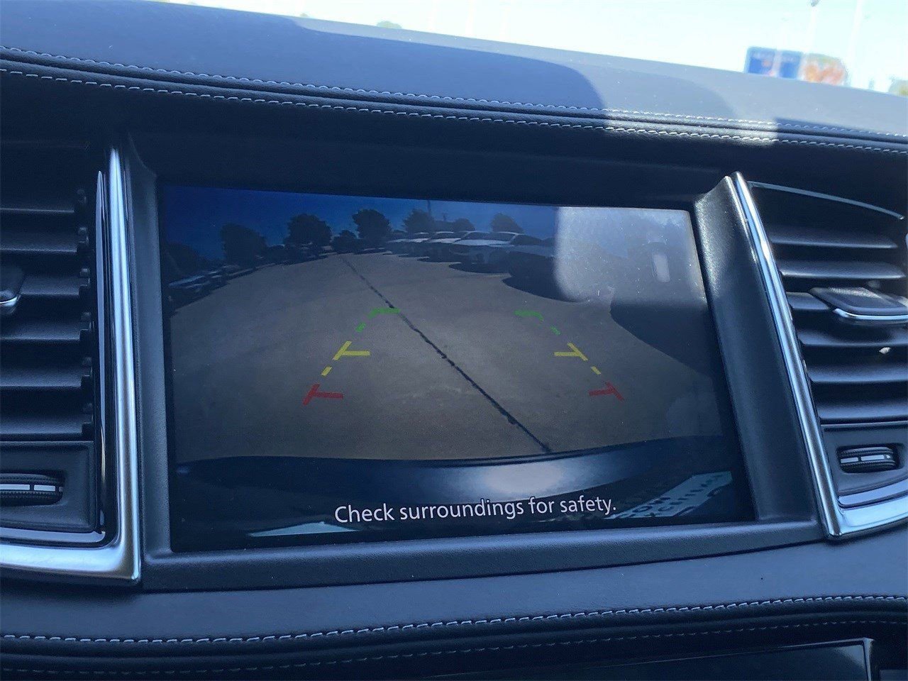 New 2025 INFINITI QX50 Pure image 22