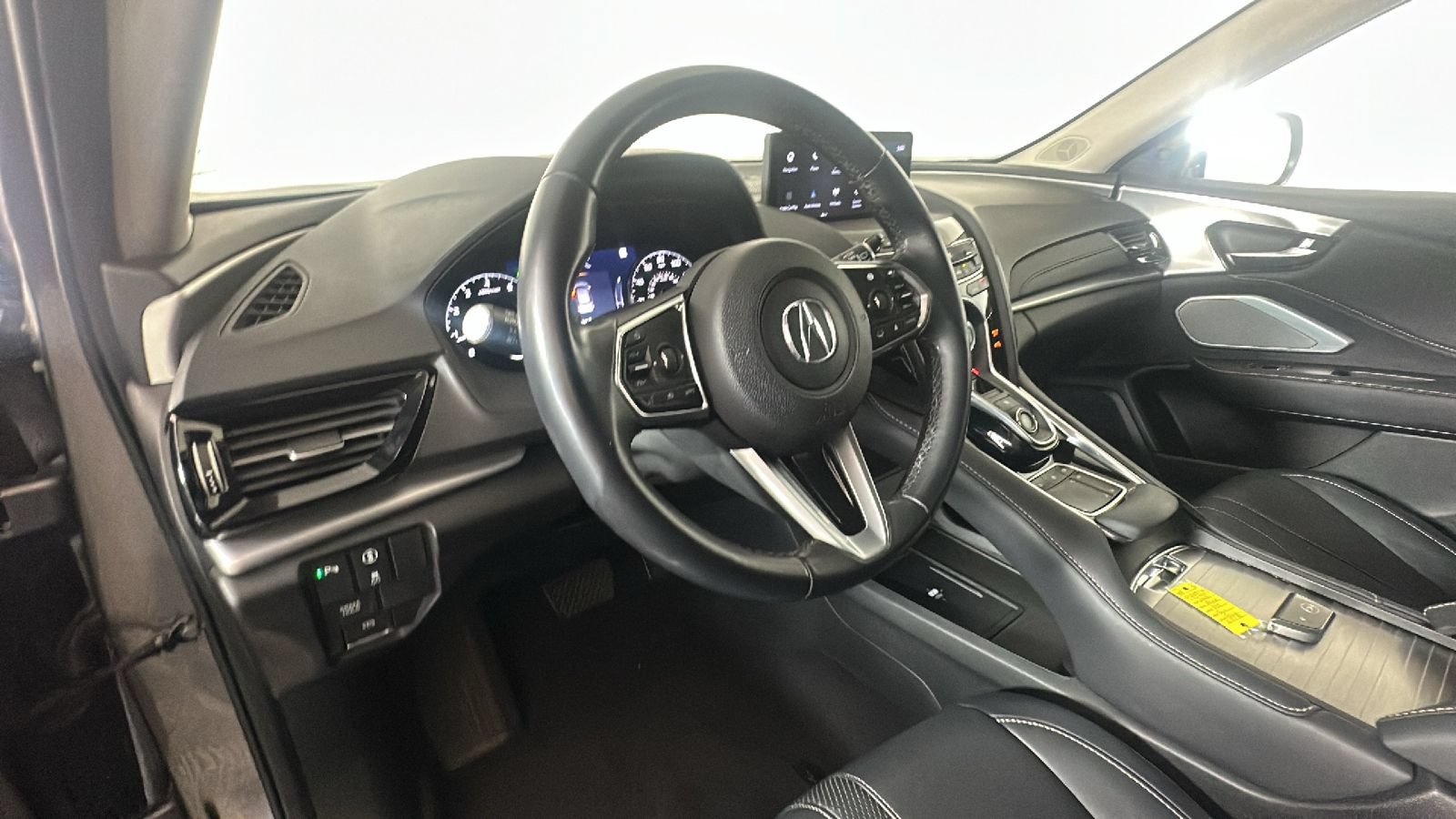Used 2023 Acura RDX w/ Technology Package AWD/4WD image 12