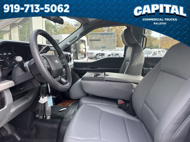 New 2026 Ford F250 XL w/ XL Chrome Package RWD image 21
