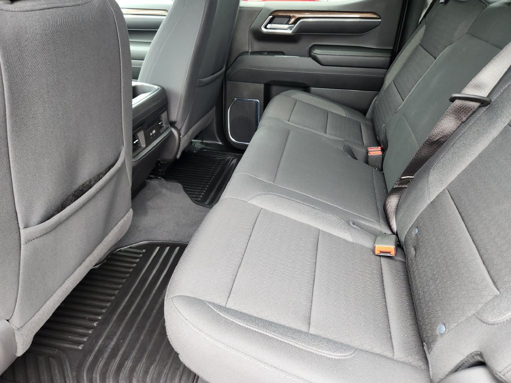 Used 2025 Chevrolet Silverado 1500 LT Trail Boss AWD/4WD image 29