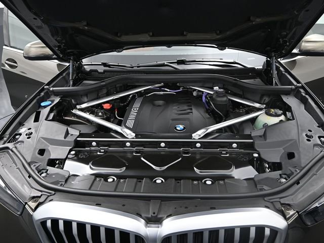 New 2026 BMW X5 sDrive40i image 18