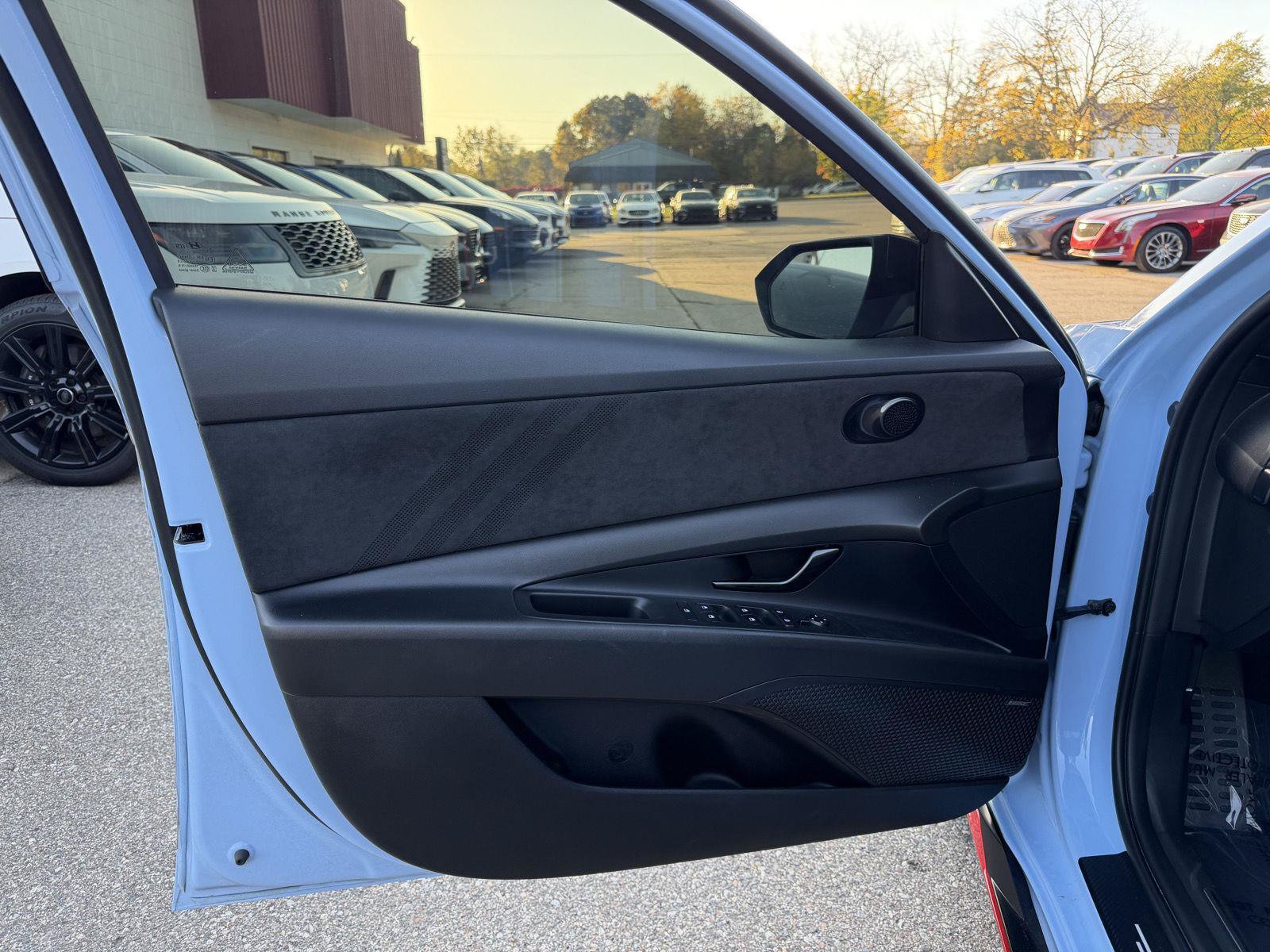 Used 2023 Hyundai Elantra N FWD image 10