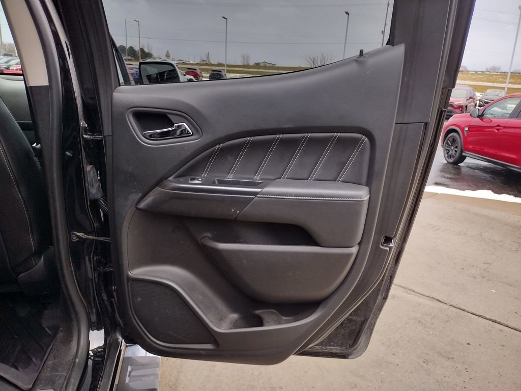 Used 2021 GMC Canyon Denali image 24