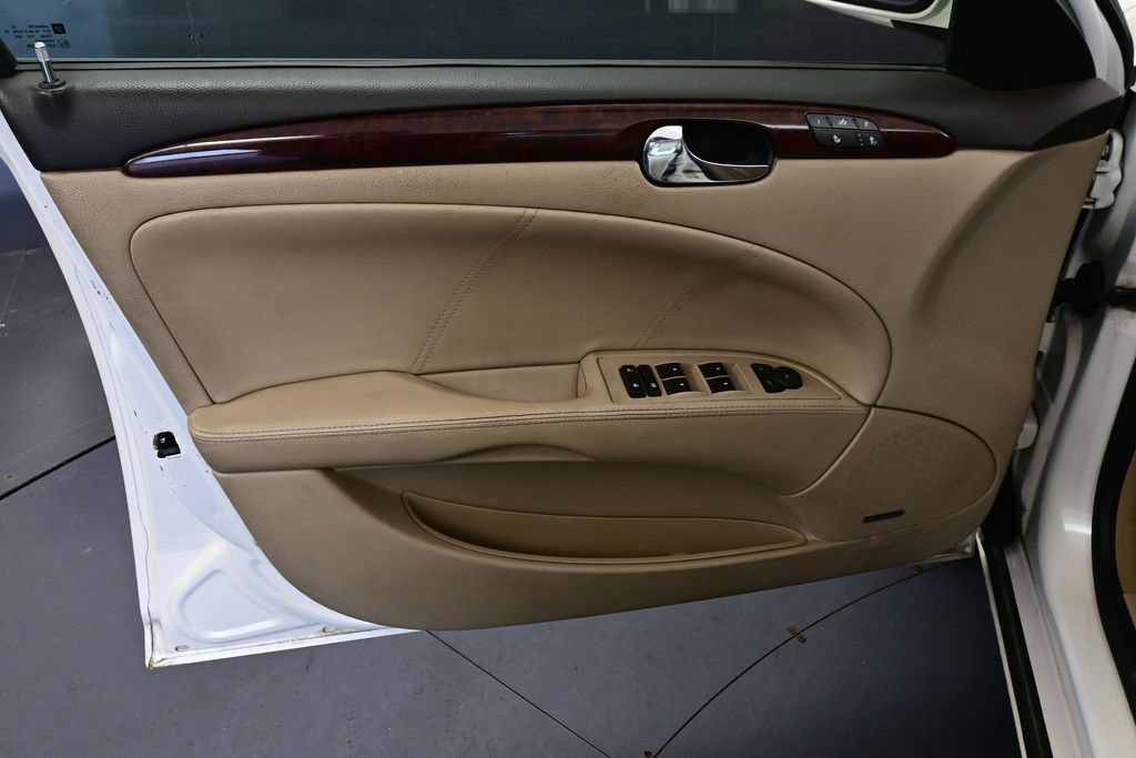 Used 2008 Buick Lucerne CXL w/ Ultra Confidence Package FWD image 15