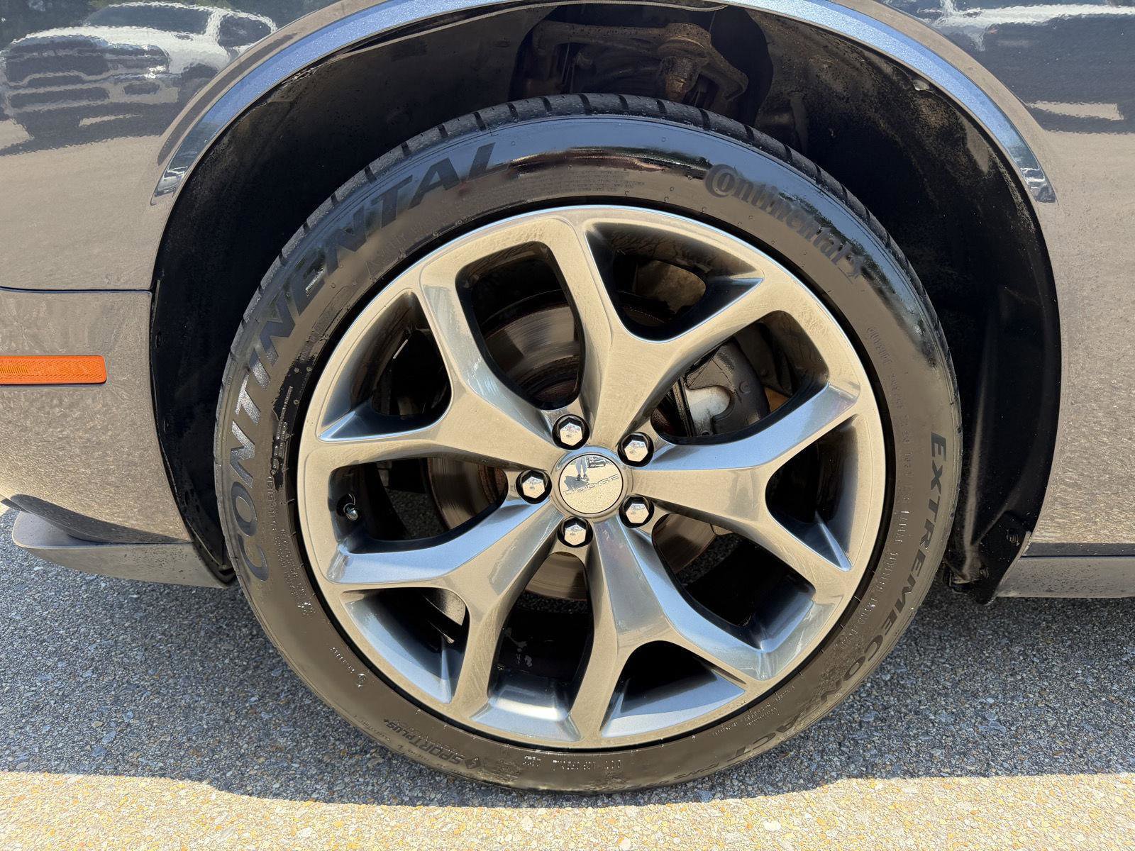 Used 2016 Dodge Challenger SXT Plus RWD image 24