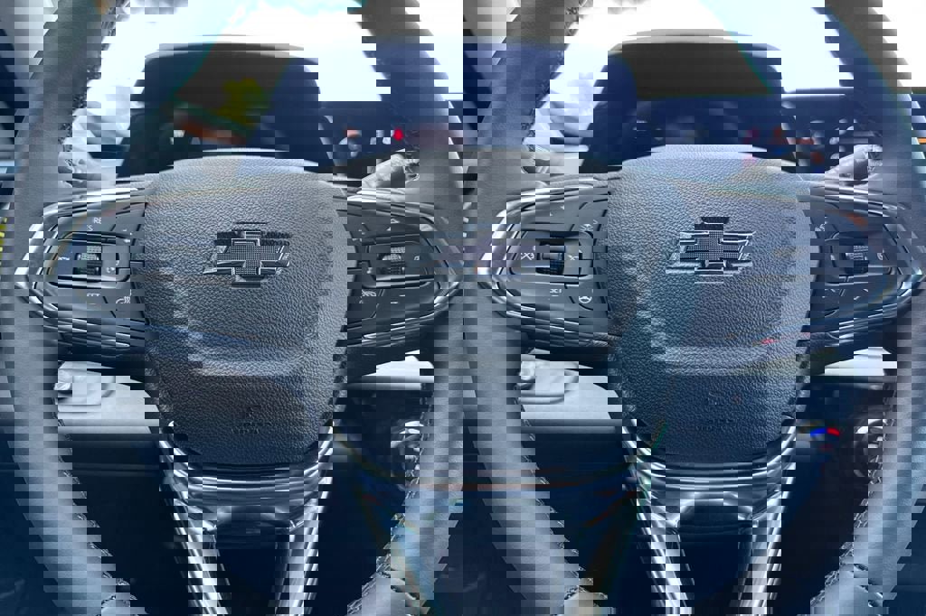 New 2026 Chevrolet Trax LT w/ Midnight Edition image 23