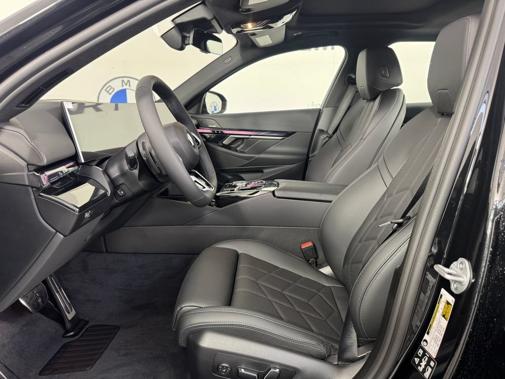 New 2027 BMW 530i xDrive w/ M Sport Package AWD/4WD image 2
