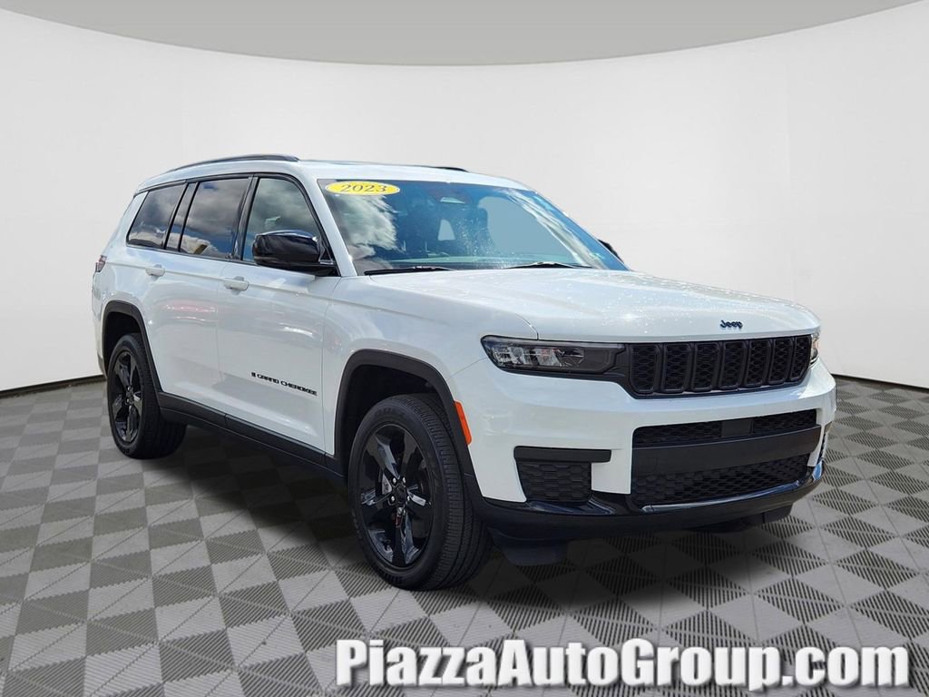 Used 2023 Jeep Grand Cherokee L Laredo AWD/4WD image 1