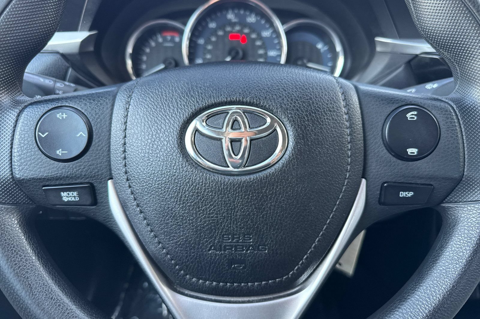 Used 2015 Toyota Corolla L FWD image 21