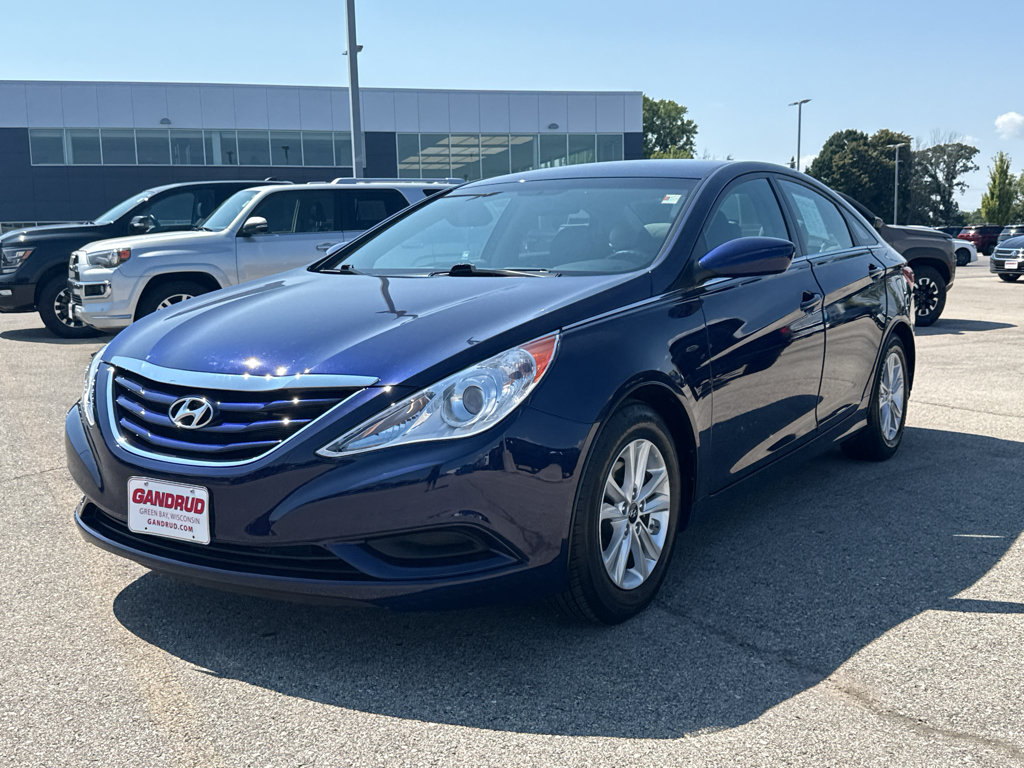 Used 2011 Hyundai Sonata GLS w/ Popular Equipment Pkg 2 FWD image 2
