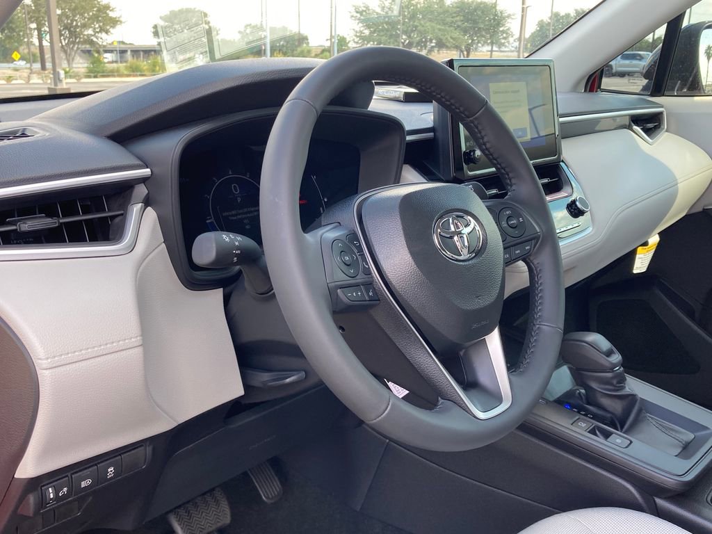 New 2026 Toyota Corolla Cross LE FWD image 9