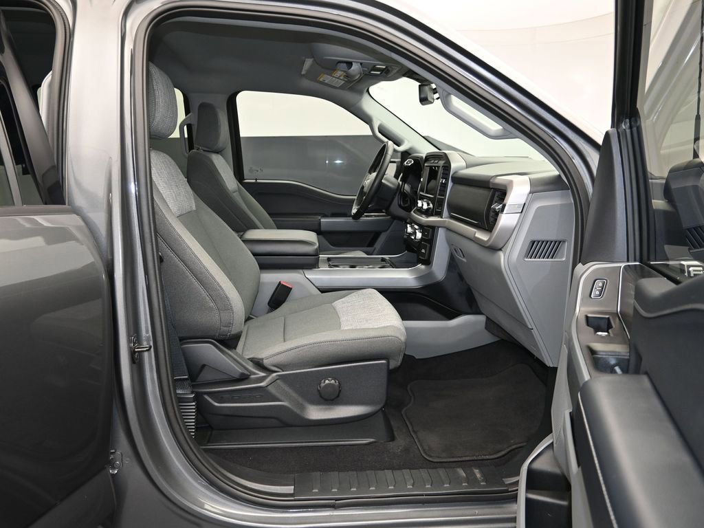 Used 2023 Ford F150 XLT w/ Equipment Group 301A Mid image 29