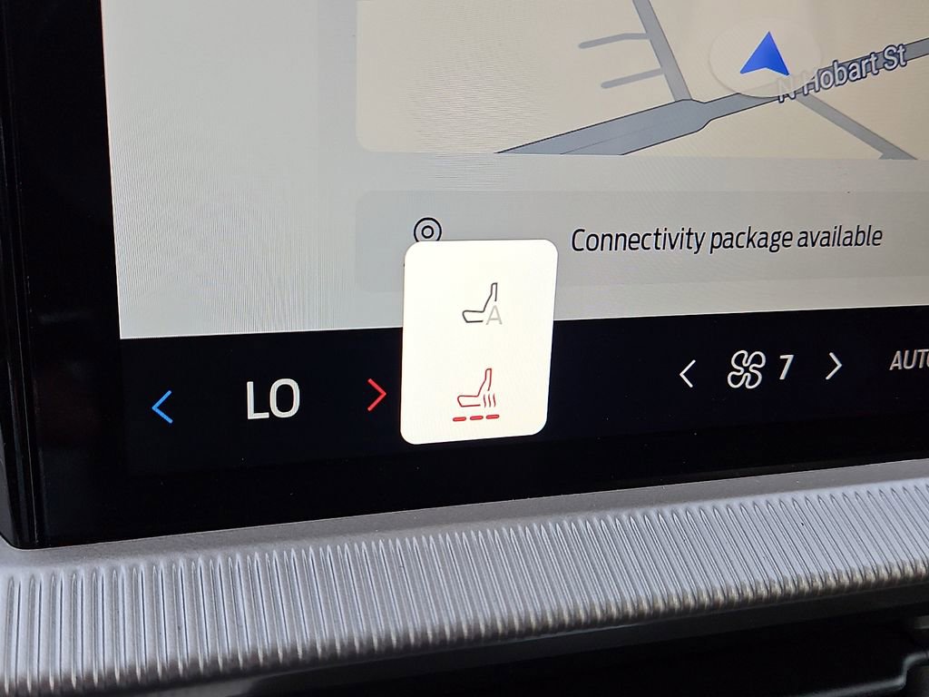 Used 2025 Ford Explorer Active image 20