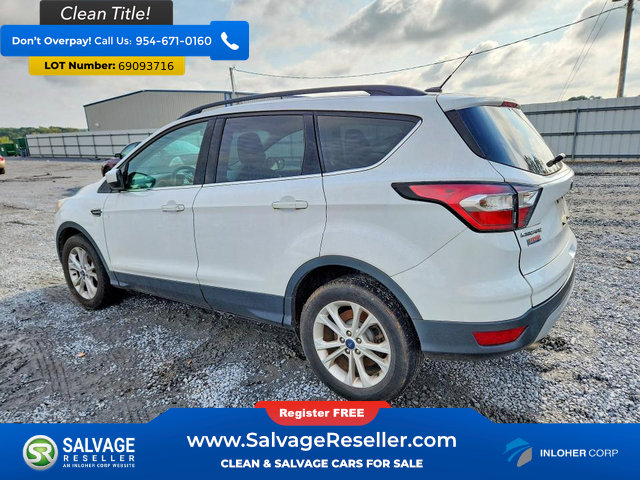 Used 2018 Ford Escape SE FWD image 3