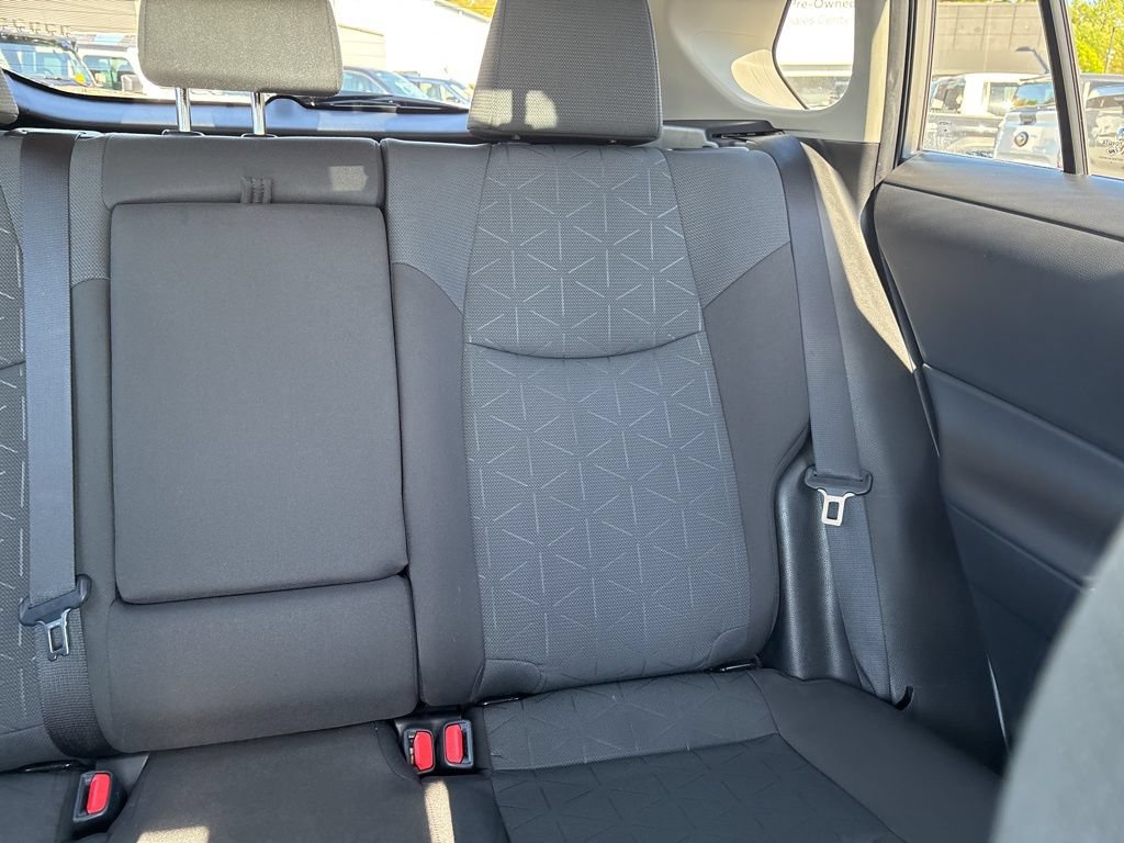 Used 2024 Toyota RAV4 XLE AWD/4WD image 14