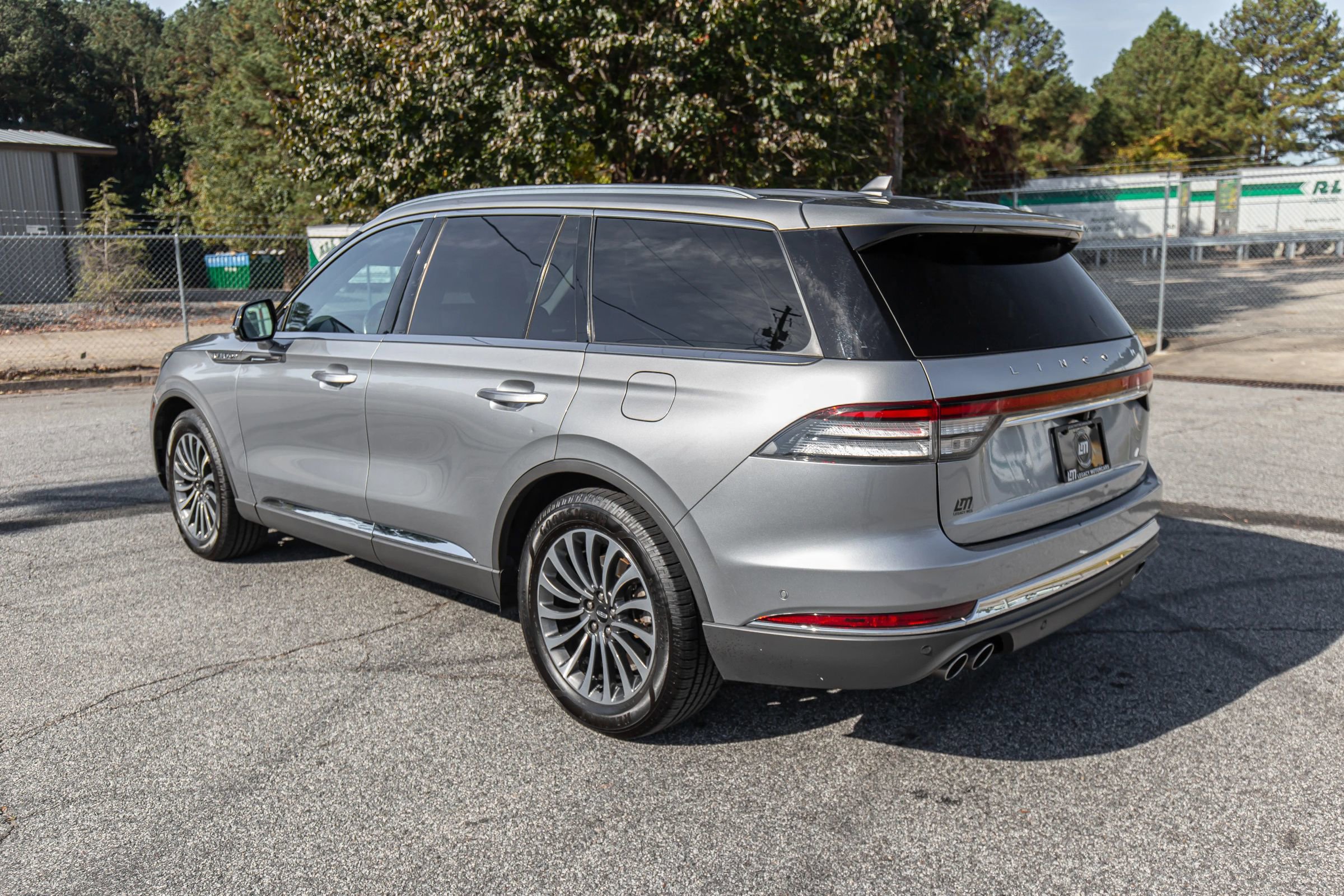 Used 2020 Lincoln Aviator Reserve w/ Equipment Group 201A image 14
