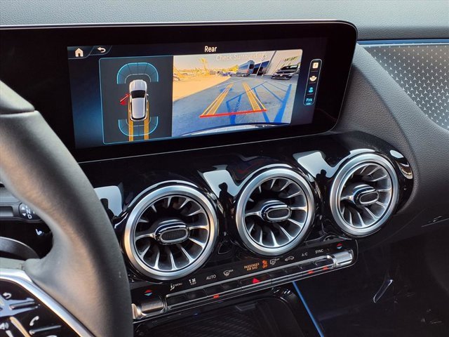 Used 2025 Mercedes-Benz GLA 250 4MATIC image 6