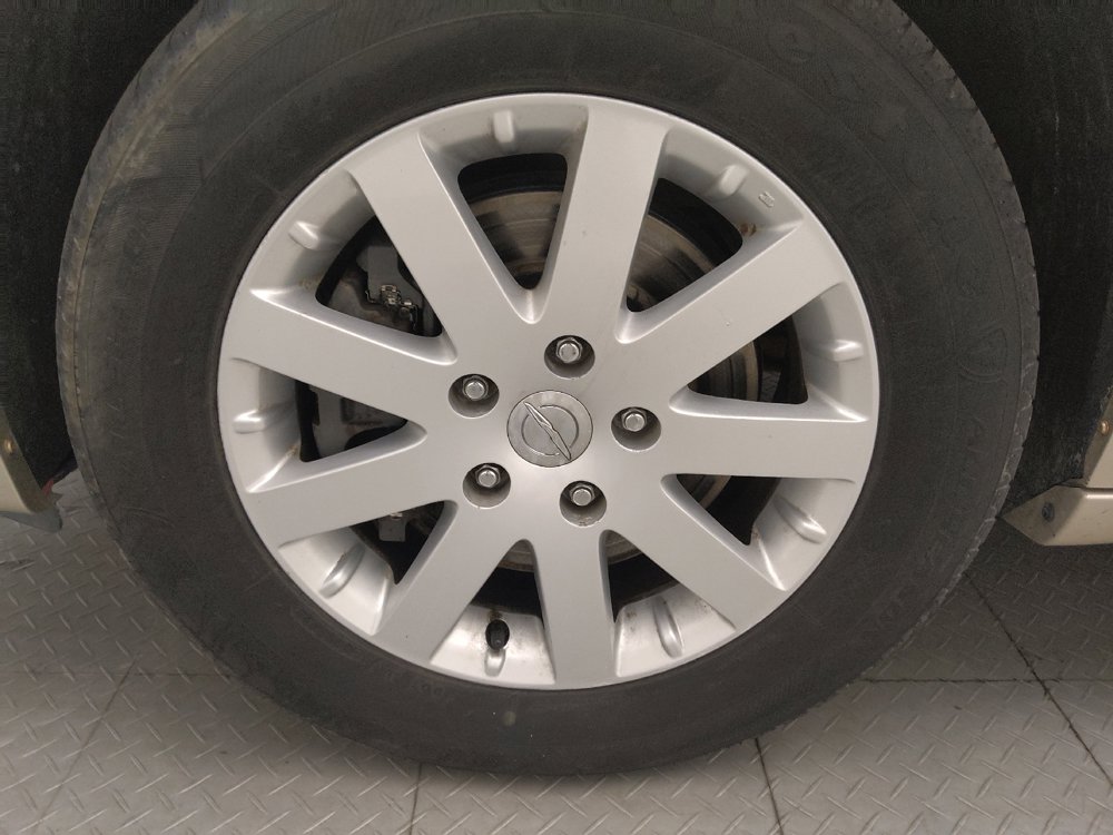 Used 2015 Chrysler Town & Country Touring w/ Driver Convenience Group FWD image 31