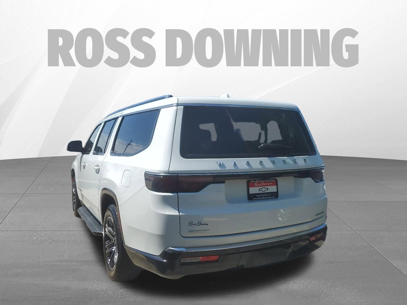 Used 2023 Jeep Wagoneer L Series II image 6
